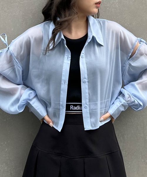 INGNI（イング）の「肩スリットリボンラメシアーショート／シャツ（シャツ/ブラウス・レディース・オフホワイト/ミント/ピンク/ブラック/サックスブルー・M）」の6枚目の写真