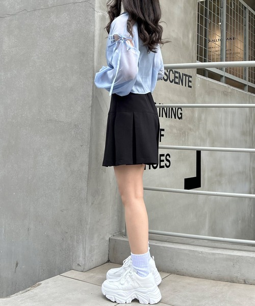 INGNI（イング）の「肩スリットリボンラメシアーショート／シャツ（シャツ/ブラウス・レディース・オフホワイト/ミント/ピンク/ブラック/サックスブルー・M）」の10枚目の写真