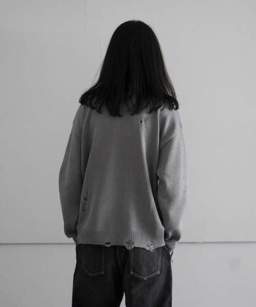 ANDER（アンダー）の「ANDER DAMAGE CREW（ニット/セーター・メンズ・ブラック/グレー/アイボリー/ダークグレー・2）」の14枚目の写真