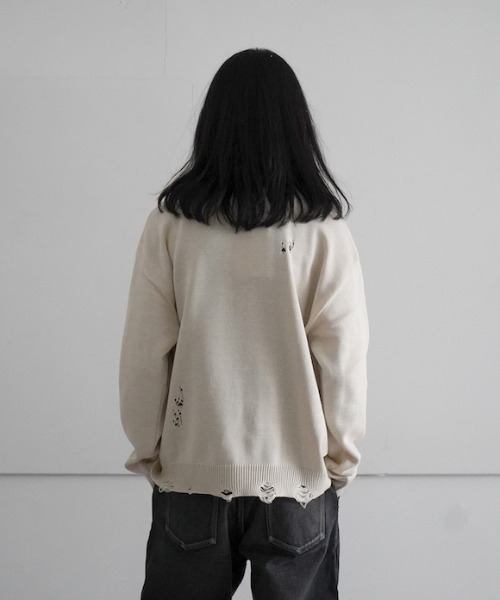 ANDER（アンダー）の「ANDER DAMAGE CREW（ニット/セーター・メンズ・ブラック/グレー/アイボリー/ダークグレー・2）」の6枚目の写真