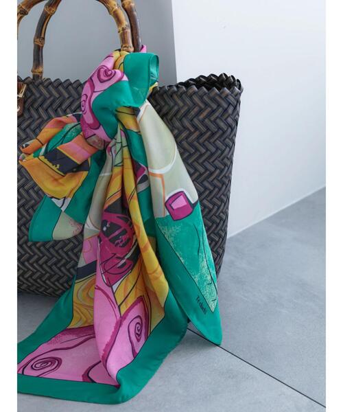 Te chichi（テチチ）の「柄アソートスカーフ（ストール/ショール・レディース・ブラウン/グリーン/ネイビー・F）」の8枚目の写真