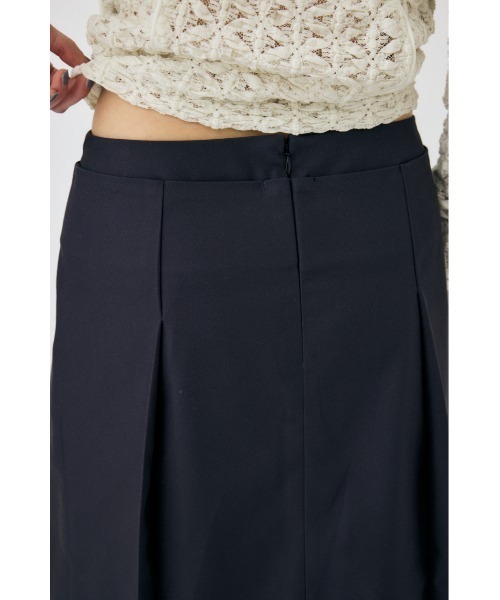 MOUSSY(マウジー)の「LAYERED MIDI スカート(スカート・レディース・チャコールグレー/ブラウン・1/2)」の16枚目の写真