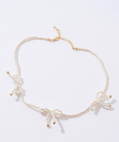 flower（フラワー）の「ビーズリボンネックレス（ネックレス・レディース・ホワイト・FREE）」の2枚目の写真