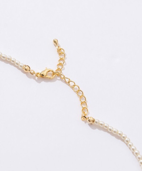 flower（フラワー）の「ビーズリボンネックレス（ネックレス・レディース・ホワイト・FREE）」の4枚目の写真