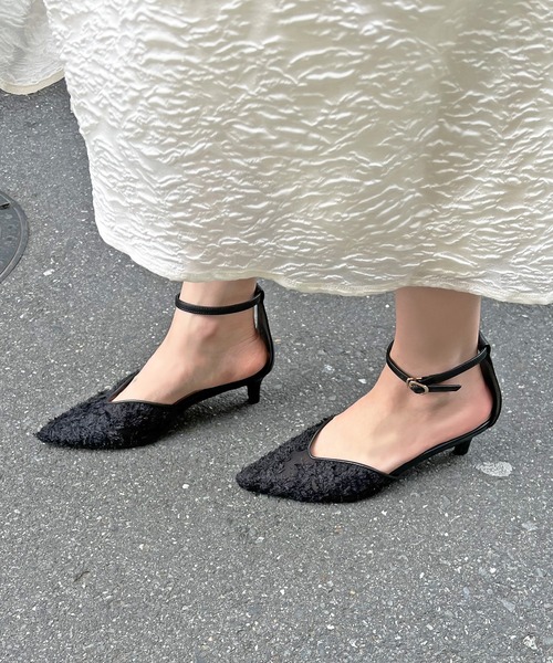 Dhyana.(ディアナドット)の「【Dhyana.】セパレートパンプス(パンプス・レディース・シルバー/ブラック・38/37/36)」の1枚目の写真