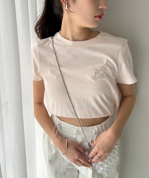 one after another NICE CLAUP（ワンアフターアナザーナイスクラップ）の「ワンポイントロゴ刺繍Tシャツ【ZOZO限定商品】（Tシャツ/カットソー・レディース・オートミール/オフホワイト/ホワイト×ブラック/ベビーピンク・FREE）」の4枚目の写真