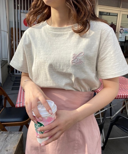 one after another NICE CLAUP（ワンアフターアナザーナイスクラップ）の「ワンポイントロゴ刺繍Tシャツ【ZOZO限定商品】（Tシャツ/カットソー・レディース・オートミール/オフホワイト/ホワイト×ブラック/ベビーピンク・FREE）」の10枚目の写真