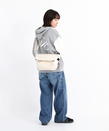 Manhattan Portage | Casual Messenger Bag JR FZP Canvas Lite 24(メッセンジャーバッグ)