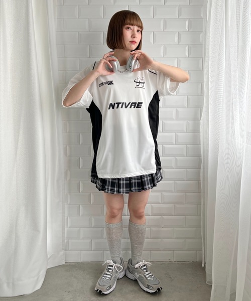 √nuage(ルートニュアージュ)の「ユニフォームナンバーゲームTシャツ(Tシャツ/カットソー・レディース・ブラック/ホワイト・XL/M)」の5枚目の写真