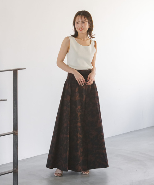 【NOBLE】2WAY ネックニット Noble（ノーブル）の「PEAKS総針2WAYネックニット（タンクトップ