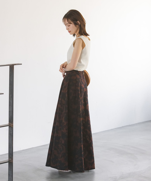 Noble（ノーブル）の「PEAKS総針2WAYネックニット（タンクトップ