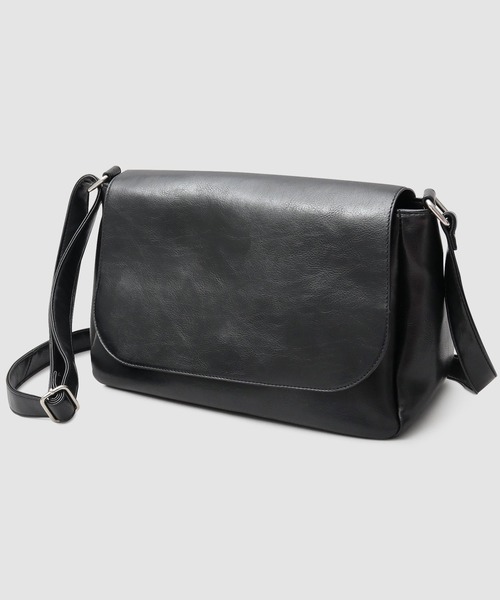 スプリットレザー(牛床革) フラップ ショルダーバッグ B5対応(ショルダーバッグ)|REGiSTA(レジスタ) スプリットレザー(牛床革) フラップ ショルダーバッグ B5対応(ショルダーバッグ)|REGiSTA(レジスタ)