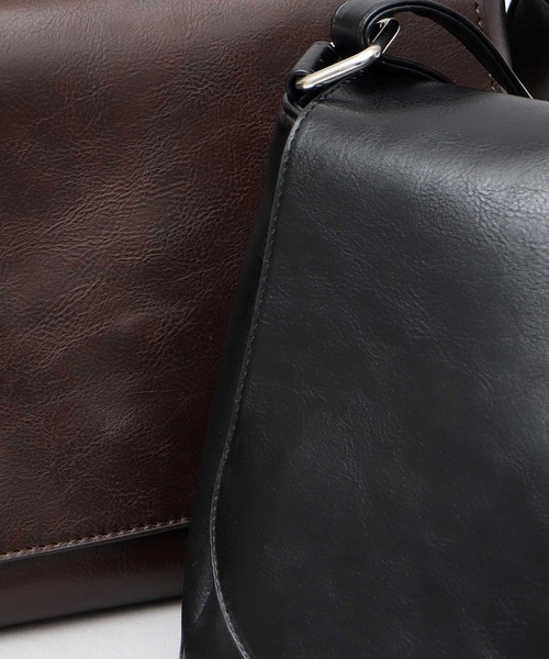 スプリットレザー(牛床革) フラップ ショルダーバッグ B5対応(ショルダーバッグ)|REGiSTA(レジスタ) スプリットレザー(牛床革) フラップ ショルダーバッグ B5対応(ショルダーバッグ)|REGiSTA(レジスタ)