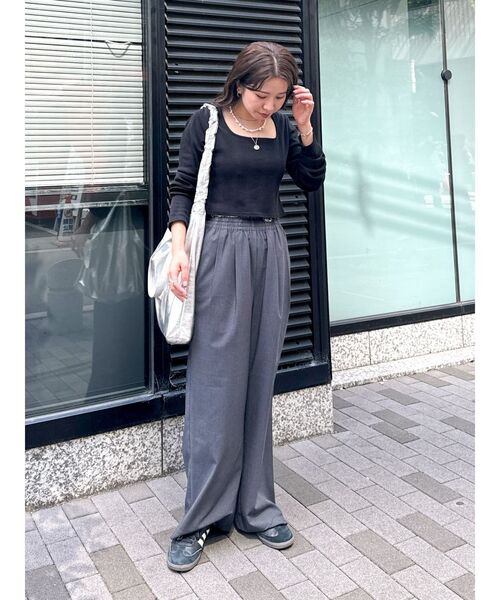 Ungrid（アングリッド）の「カットオフデザインラフタックパンツ（その他パンツ・レディース・グリーン系その他/チャコールグレー・MEDIUM/SMALL）」の17枚目の写真