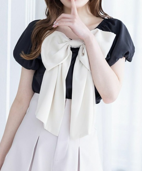 clear（クリア）の「前後2wayリボンバイカラーパフスリーブブラウス［バレエコア ガーリー］≪再入荷≫（シャツ/ブラウス・レディース・アイボリー/サックスブルー/ブラック・F）」の2枚目の写真