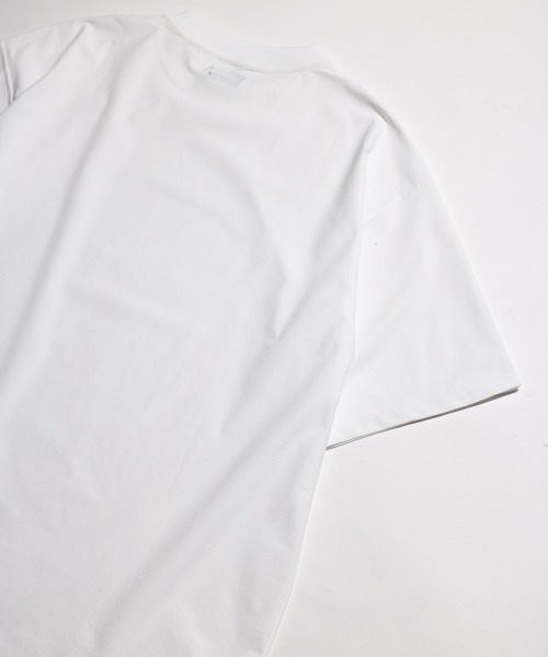 SUNNY  SPORTS（サニースポーツ）の「SUNNY SPORTS / サニースポーツ BASIC CREW TEE Primeflex ベーシック オーバーサイズ クルーネック Tシャツ プライムフレックス（Tシャツ/カットソー・メンズ・ブラック/ブラウン/ホワイト・MEDIUM/X-LARGE/XX-LARGE/X-SMALL/LARGE）」の15枚目の写真