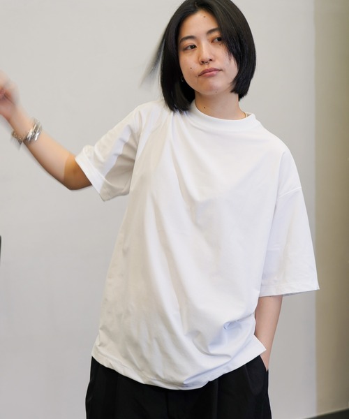 SUNNY  SPORTS（サニースポーツ）の「SUNNY SPORTS / サニースポーツ BASIC CREW TEE Primeflex ベーシック オーバーサイズ クルーネック Tシャツ プライムフレックス（Tシャツ/カットソー・メンズ・ブラック/ブラウン/ホワイト・MEDIUM/X-LARGE/XX-LARGE/X-SMALL/LARGE）」の13枚目の写真