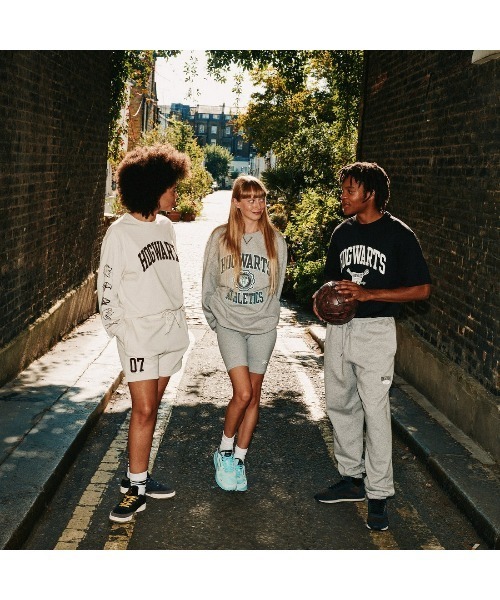 Reebok（リーボック）の「ハリーポッター クラシック T シャツ / Harry Potter CLASSIC TEE（Tシャツ/カットソー・メンズ・ブラック/アイボリー/グレー・LARGE/MEDIUM/SMALL/XX-LARGE/X-LARGE）」の6枚目の写真