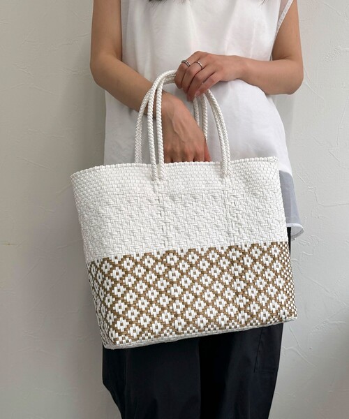 Moon Bird（ムーンバード）の「【Moon Bird/ムーンバード】バイカラーダイヤメルカドバッグ（かごバッグ・レディース・ホワイト系その他5/グレー系その他・FREE）」の3枚目の写真