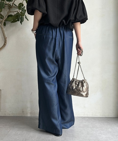 DouDou（ドゥドゥ）の「テンセルデニムタックワイドパンツ（デニムパンツ・レディース・ブルー/インディゴブルー・FREE/TM）」の20枚目の写真