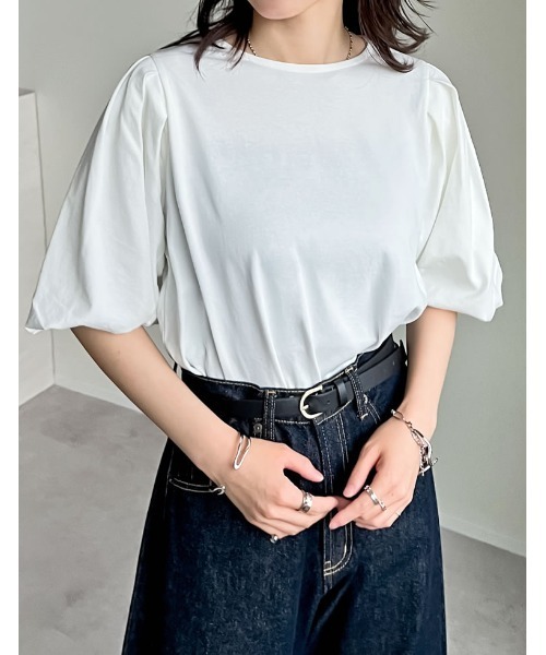 Re:EDIT（リエディ）の「[二の腕カバー]五分袖バルーンスリーブTシャツ（Tシャツ/カットソー・レディース・ブラック/ホワイト・MEDIUM/LARGE）」の2枚目の写真