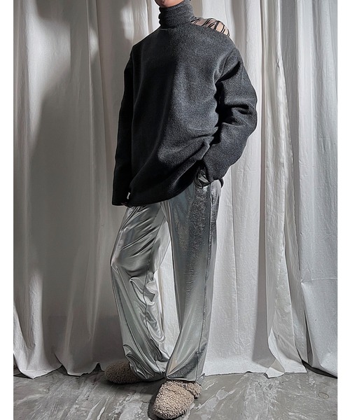 PROVOKE （プロヴォーク）の「CUT OUT PULLOVER（Tシャツ/カットソー・レディース・チャコールグレー/ベージュ・FREE）」の2枚目の写真