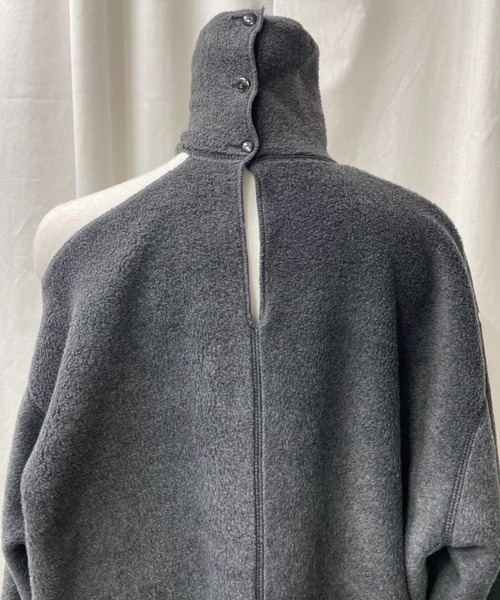 PROVOKE （プロヴォーク）の「CUT OUT PULLOVER（Tシャツ/カットソー・レディース・チャコールグレー/ベージュ・FREE）」の8枚目の写真