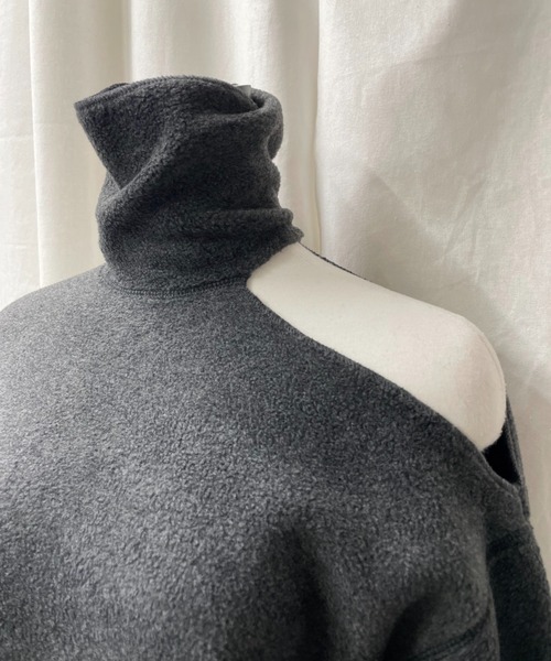 PROVOKE （プロヴォーク）の「CUT OUT PULLOVER（Tシャツ/カットソー・レディース・チャコールグレー/ベージュ・FREE）」の9枚目の写真