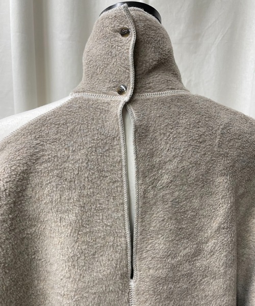 PROVOKE （プロヴォーク）の「CUT OUT PULLOVER（Tシャツ/カットソー・レディース・チャコールグレー/ベージュ・FREE）」の11枚目の写真