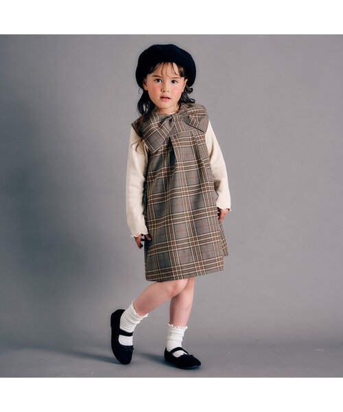 Seraph（セラフ）の「【3way】カラージャンパースカート（ジャンパースカート・キッズ・ブラウン/ベージュ/グレー・80/90/95/100/110/120/130/140）」の4枚目の写真