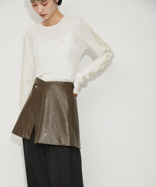 ADAM ET ROPE'(アダムエロペ)の「アジャストミニスカート(スカート・レディース・ブラウン系その他3/ブラック・38/36)」の5枚目の写真