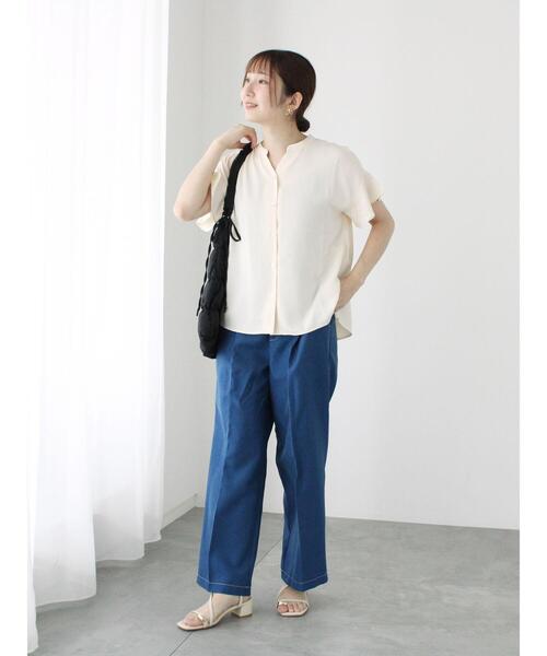 Te chichi TERRASSE（テチチテラス）の「【イージーケア】メタルボタンフレア袖ブラウス（シャツ/ブラウス・レディース・ブルー/チャコールグレー/オフホワイト・F）」の6枚目の写真