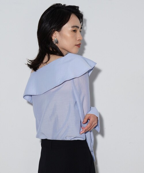GALLEST（ギャレスト）の「◆ワンショルダーブラウス（シャツ/ブラウス・レディース・サックスブルー/ブラック・38）」の16枚目の写真