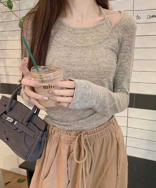 Achic(アシック)の「ベルスリーブ フィット感ニットトップス(Tシャツ/カットソー・レディース・パープル/ベージュ・M)」の14枚目の写真