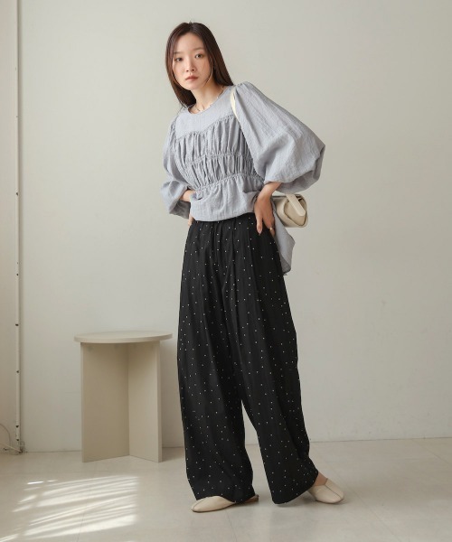 Bab(バブ)の「ドットリラックスパンツ(その他パンツ・レディース・ブラック/グレイッシュベージュ・M)」の20枚目の写真