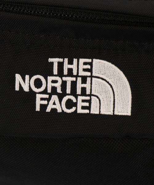 THE NORTH FACE（ザノースフェイス）の「THE NORTH FACE Sweep ザ ノースフェイス スウィープ（ショルダーバッグ・メンズ・ブラック・FREE）」の4枚目の写真