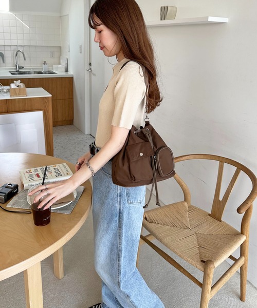 DISCOAT(ディスコート)の「【自由自在な持ち方に◎】ユーティリティバッグ(バックパック/リュック・レディース・ベージュ/ブラウン/ブラック/カーキ/キャメル・FREE)」の7枚目の写真