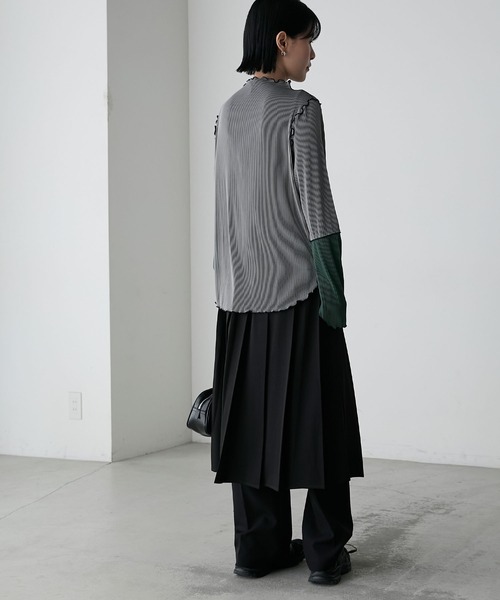 forksy.(フォルクシー)の「【forksy.】袖口配色プリーツメロー切替シアートップス(Tシャツ/カットソー・レディース・グレー/ブラック/ホワイト/ピンク/ホワイト系1/ライトグレー/ダークグリーン/チョコ・FREE)」の14枚目の写真