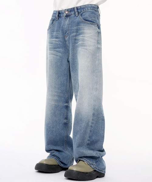WESTBOY(ウエストボーイ)の「ルーズバギーウォッシュドデニムパンツ/セミワイドデニムパンツ WO24W1PT01【WB ORIGINALS】(デニムパンツ・メンズ・ライトブルー・XL/M/L)」の1枚目の写真
