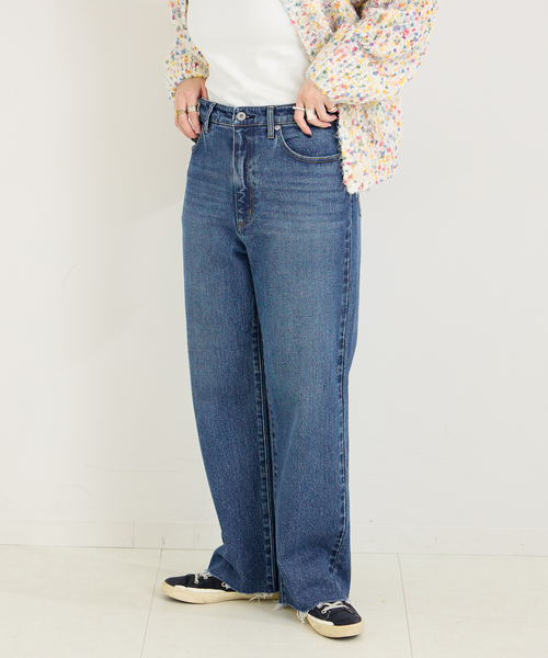 B.C STOCK(ベーセーストック)の「DU JOUR/デュ ジュール FLARE-HEM JEAN(デニムパンツ・レディース・ブラック/ブルー・36/38)」の15枚目の写真
