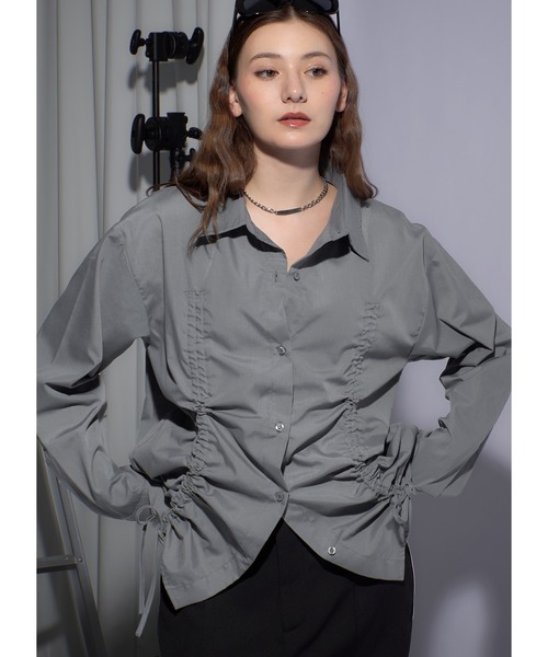 Adoon plain（アドーンプレーン）の「2wayドロストギャザーシャツ