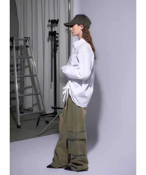 Adoon plain（アドーンプレーン）の「2wayドロストギャザーシャツ（シャツ/ブラウス・レディース・ライトブルー/チャコールグレー/ボルドー/ホワイト・FREE）」の12枚目の写真