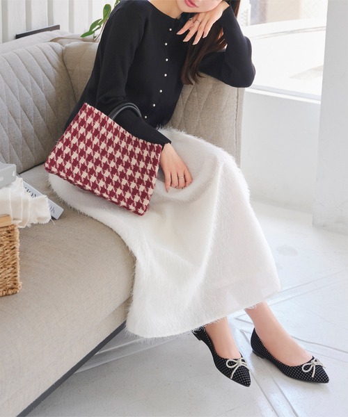 KOBE LETTUCE（コウベレタス）の「リボンビジューフラットパンプス（パンプス・レディース・ブラック系/ライトグレー系/ブルー系/ブラック系その他/ベージュ系/ワイン系・LL/S/M/L）」の8枚目の写真