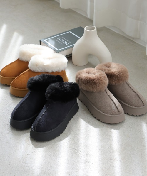 DEMETER(デメテル)の「厚底 ボリュームファー ムートンブーツ(ブーツ・レディース・ブラック/キャメル/ベージュ系その他・LL/M/L)」の4枚目の写真