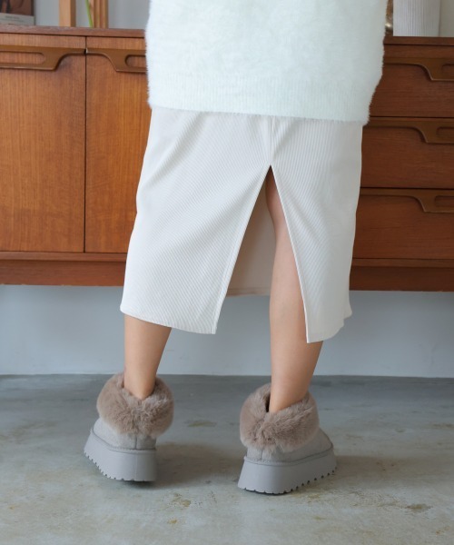 DEMETER(デメテル)の「厚底 ボリュームファー ムートンブーツ(ブーツ・レディース・ブラック/キャメル/ベージュ系その他・LL/M/L)」の14枚目の写真