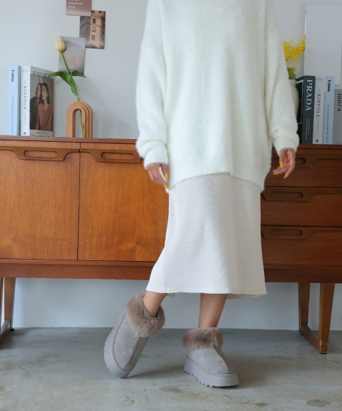 DEMETER(デメテル)の「厚底 ボリュームファー ムートンブーツ(ブーツ・レディース・ブラック/キャメル/ベージュ系その他・LL/M/L)」の15枚目の写真