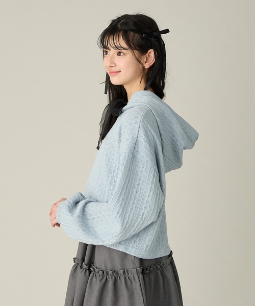 Amourire girl（アムリールガール）の「ケーブル編み風 チュールリボンパーカー(130cm～160cm)（パーカー・キッズ・サックスブルー/オフホワイト・130cm/140cm/150cm/160cm）」の21枚目の写真