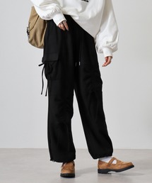 .works マシュマロタッチスエードルーシュリボンカーゴパンツ