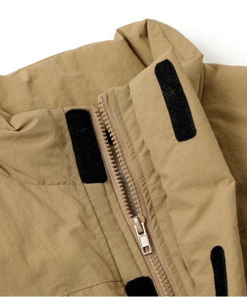 GLAZOS(グラソス)の「【大人向けサイズあり】【撥水】【保温】機能中綿サーモライト・ベスト(ベスト・キッズ・ブラック/チャコールグレー/ベージュ・S/M/L/LL)」の12枚目の写真