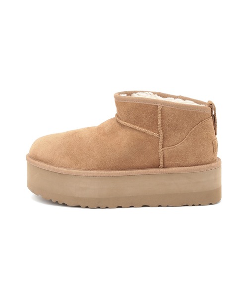 UGG(アグ)の「【UGG(アグ)】CLASSIC ULTRA MINI PLATFORM(ブーツ・レディース・キャメル/ブラック・25/24/23)」の6枚目の写真